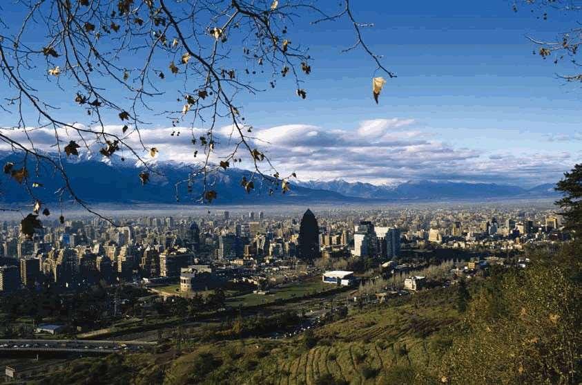 โรงแรม เอ็นเอช คอลเลคชัน พลาซา ซานเทียโก ซานติอาโก ภายนอก รูปภาพ View of Santiago skyline from the park