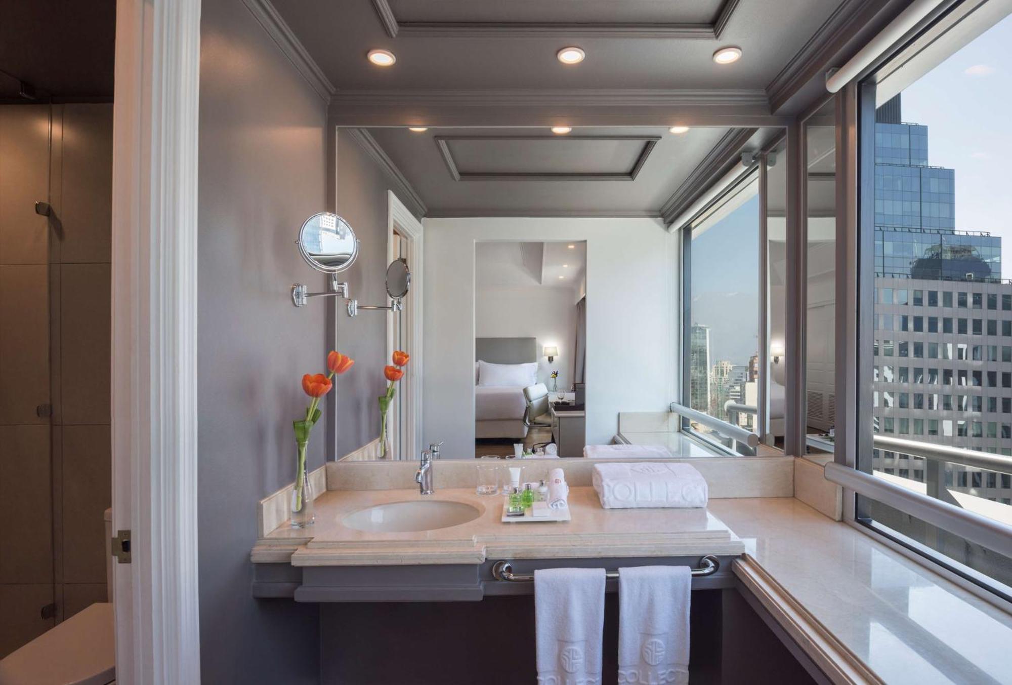 โรงแรม เอ็นเอช คอลเลคชัน พลาซา ซานเทียโก ซานติอาโก ภายนอก รูปภาพ Bathroom