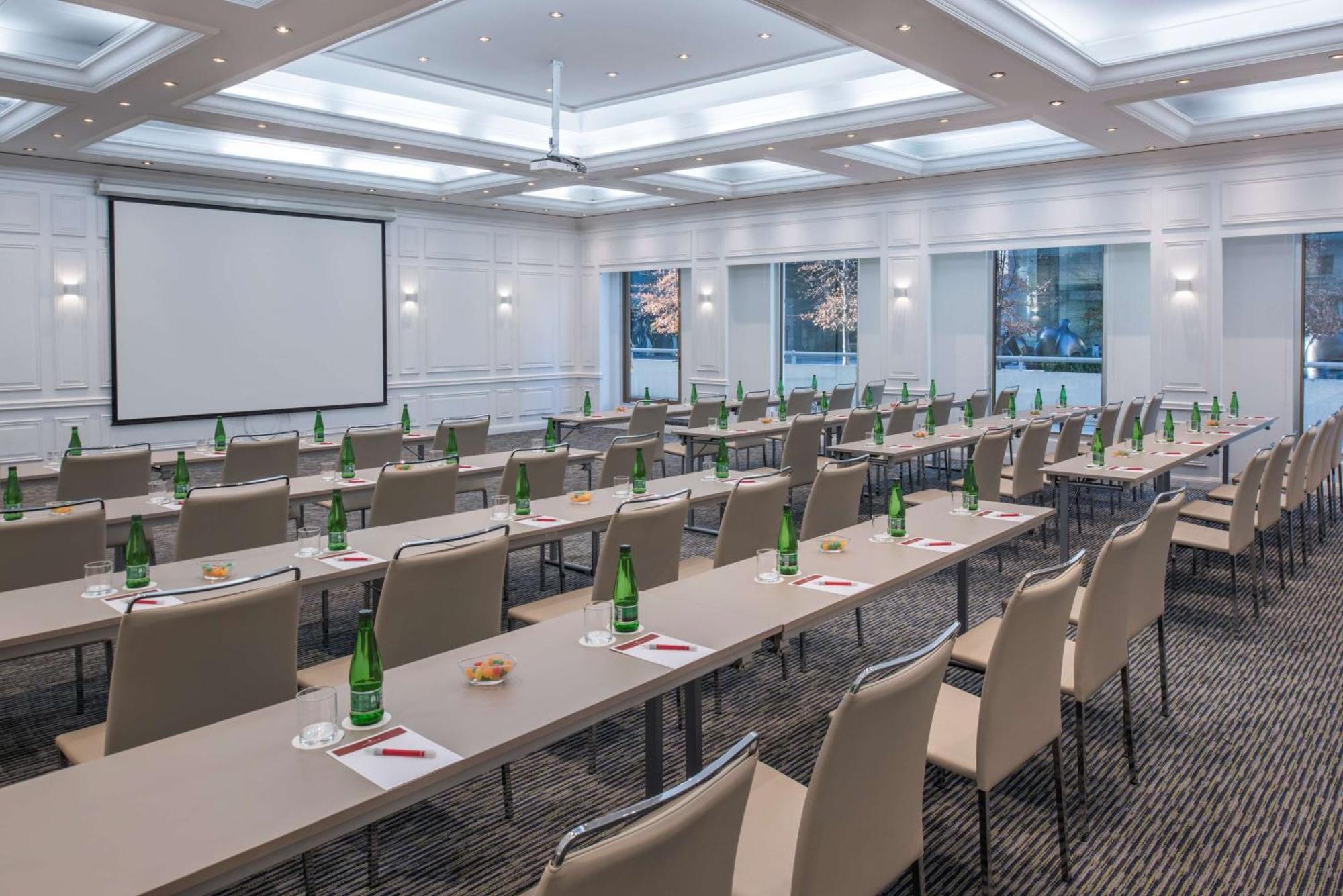 โรงแรม เอ็นเอช คอลเลคชัน พลาซา ซานเทียโก ซานติอาโก ภายนอก รูปภาพ Meeting room